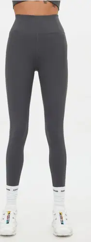 Girlfriend Collective Compressive High-Rise Legging in Moon Gray S $88
