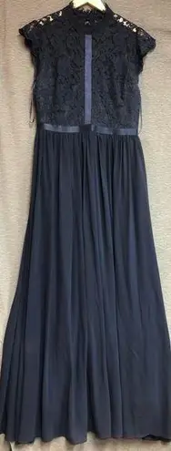 No brand navy blue formal gown, size 10 lace top with chiffon bottom
