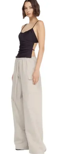 Bec & Bridge Bec & Bridge Women’s 4 Oversized Wide Leg Cargo Pants Beige Khaki Baggy Trendy