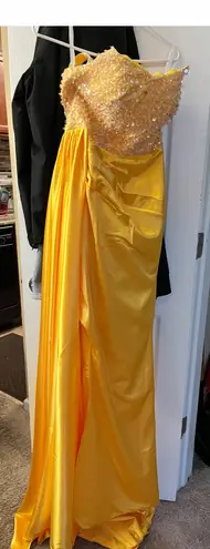 Prom Dress Yellow Size 4