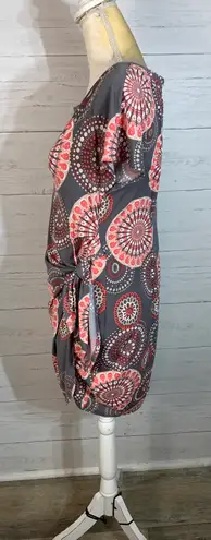 Robbie Bee Dress Size PS Wrap Style Short Sleeve Knee Length Stretch Fabric