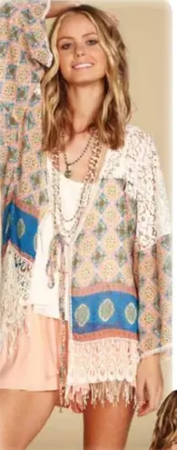 Lucy Love 💕💕 Geisha Kimono with Lace Details