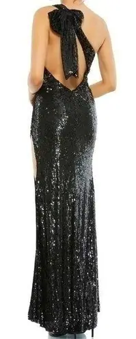 Mac Duggal . Sequined One Shoulder Back Bow Detail Gown. 93580