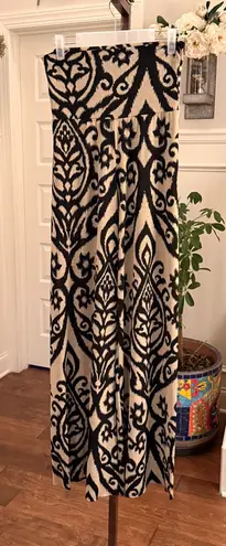 Auditions EUC Black/Cream Patterned High Rise/Fold Over Wide Leg Stretch Pants