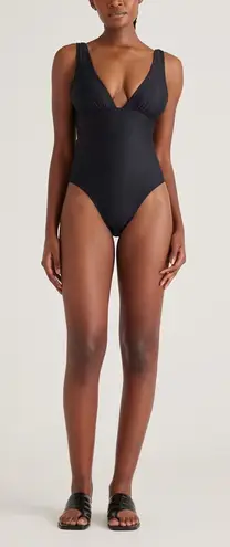 Quince NWT Black Women’s Italian Plunge One-Piece Swimsuit Sz S
