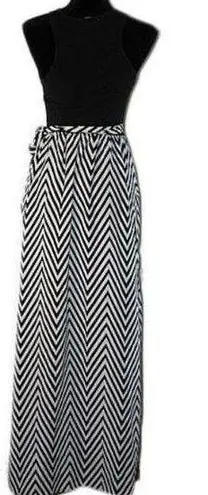 Love, Fire Love Fire Sleveless Maxi Split Dress Size M