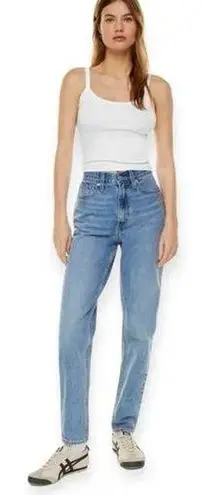 Levi's  Premium 80s Mom Jean Baggy Relaxed Fit Jeans Medium Wash Blue Womens 202W