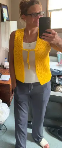 Bright And Cheerful Yellow Lace Front Sweater Vest Size M