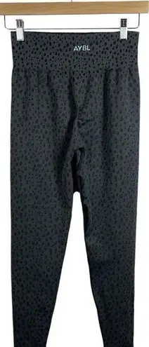 AYBL Women’s Evolve Speckle Seamless Leggings in Grey OS