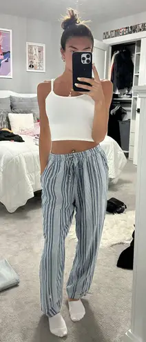 American Eagle Outfitters Flowy Pant