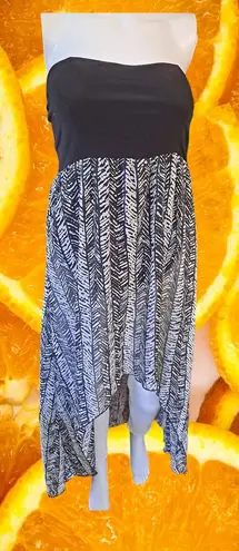 Velvet Room High Low Strapless Black and White Dress Size Medium