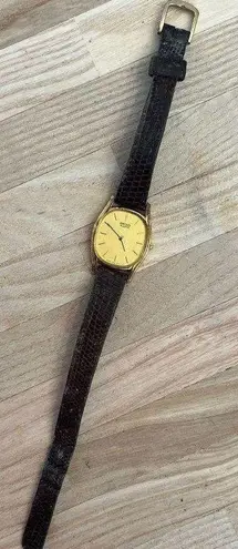 Seiko Ladies Watch Vintage Leather Strap Gold Tone Case and Rounded Square Dial