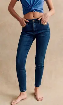 Sézane Slim Parfait Denim Blue. Size 34/2