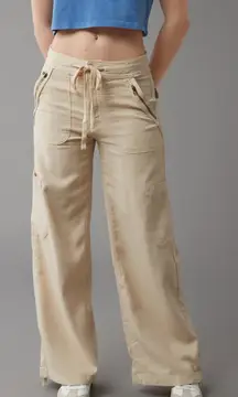 American Eagle Outfitters
Dreamy Drape Linen-Blend Baggy Wide-Leg Cargo Pant