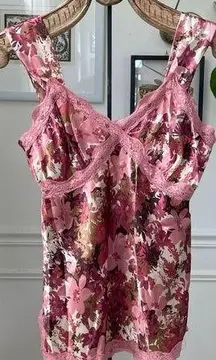 Vintage Y2K Floral Satin Camo Tank Lace Trim Mauve Pink Burgundy M