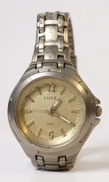 LUXE Swiss Quartz Women's Silver Tone‎ Analog Watch Elegant Timepiece