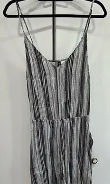 White & black romper