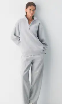 Aritzia boyfriend zip up size M