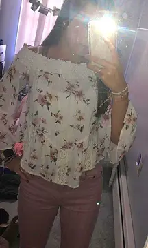 American Eagle Floral Top