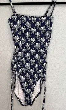 Lilly Pulitzer‎ Navy and white octopus graphic swimsuit size S