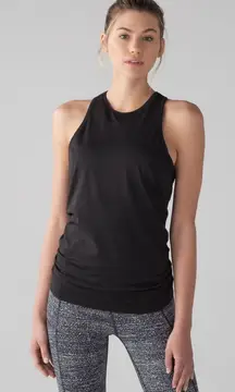 Lululemon Swiftly Tech T-Back in Black Size 8