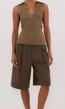 DISSH HAL OLIVE SLEEVELESS KNIT TOP Size Small NWT