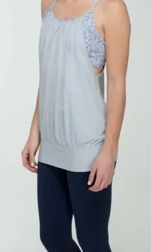 Lululemon No Limits Tank in Silver Spoon‎ / Petite Fleur Silver Spoon Size 6