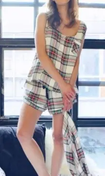 NWT Plush‎ Apparel Plaid 2 Piece Pajama Set Small