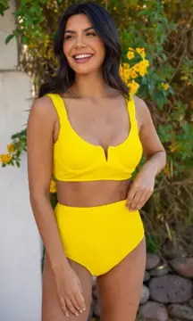 Pink Lily SUMMER‎ OASIS YELLOW UNDERWIRE SPLIT V BIKINI TOP Medium