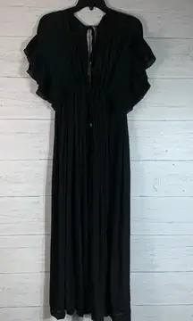 Get ready for the perfect beach party in this ruffle cover up. has an attracted deep V-neck with self-tie string at back, sophisticated flare ruffle sleeves, and drawstring at wait. The best bit is the side pockets are the best house for the seashell