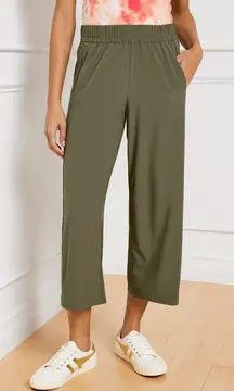 T by Talbots Pants Women's Size Medium Lightweight Stretch Wide Leg Crop Green