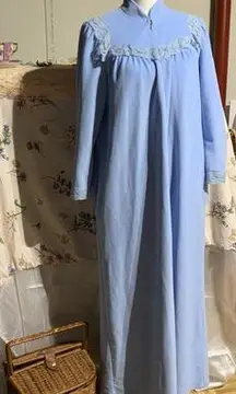 Vanity Fair  Baby Blue Dressing Gown