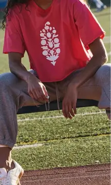 NWT Free People FP Movement Inspire Buti Logo Tee hibiscus combo tulip pink - XL