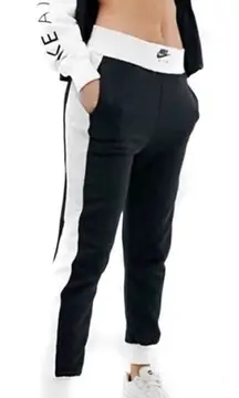 NWT Women's Nike Air Sportswear Black Pants Joggers C19