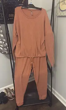 Love Charm sport set size Lg