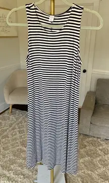Old Navy Midi Dress Striped Black White Sleeveless Parisian Scandi Academia S