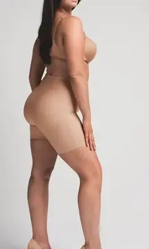 Skims Body BUTT ENHANCING PADDED SHORT