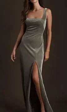 NEW Jenny Yoo Mara Stretch Velvet Maxi Dress 10 Sage Green