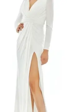 NWT leena by‎ Mac Duggal Long
Sleeves V-neck Long Gown White sz 0 $398 26554