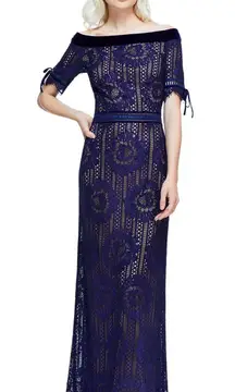 NEW Tadashi Shoji Rosina‎ Off Shoulder Circular Lace Gown Size 10  AZE17702L