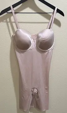 SPANX Size Large Shapewear Bodysuit