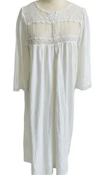 Christian Dior Vintage White Lace Nightgown – 1960s/70s Small