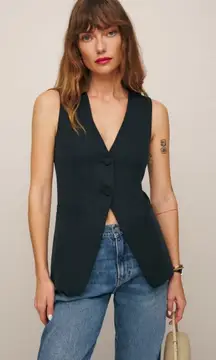 Reformation Casey Vest in Black Size M
