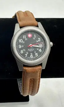 Vintage Wenger Marlboro Women's Black Dail Brown Leather Band Watch