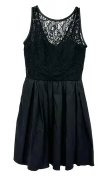 Aqua‎ Dresses size 2 sleeveless black lace bodice mini dress lined