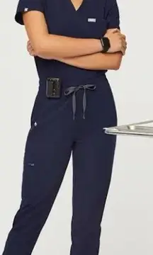 FIGS Women’s Technical Collection Scrub Set Catarina Top Zamora Jogger Pants XXS