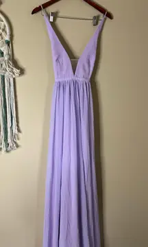 Fame & Partners V Neck Gown Criss Cross Back Maxi Bridesmaid Dress Lavender Lilac Size 2