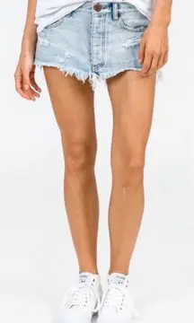 One X  Junkyard Denim Mini Skirt in Phoenix Size 25 Distressed Light