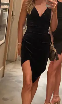 Black Velvet Fitted Cocktail Dress