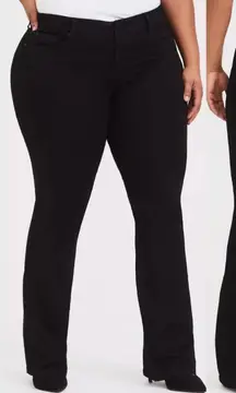 TORRID Plus Size Slim Boot Jean Vintage Stretch Black Mid Rise Bootcut Jeans 18